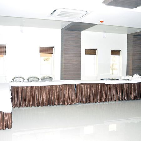 Hotel Dolphin Sambalpur Dış mekan fotoğraf